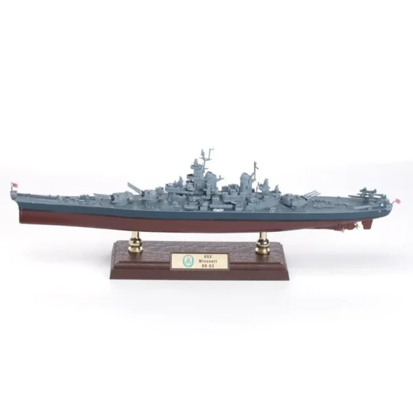 39723-USS-Missouri-Battleship-1