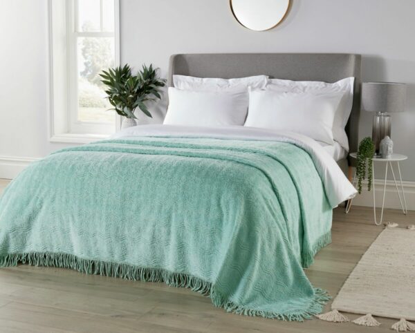 Candlewick Bedspreads - Image 2